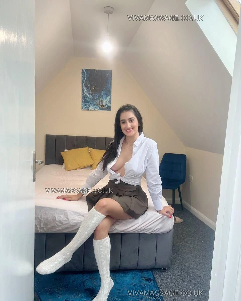 Photo 16 of ANGELICA PARTY GIRL 