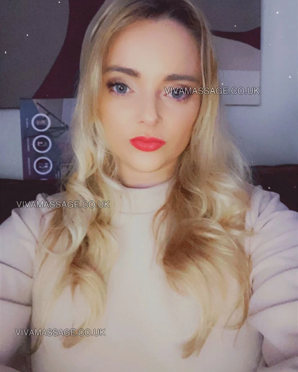 Photo 26 of larissa-rabbit