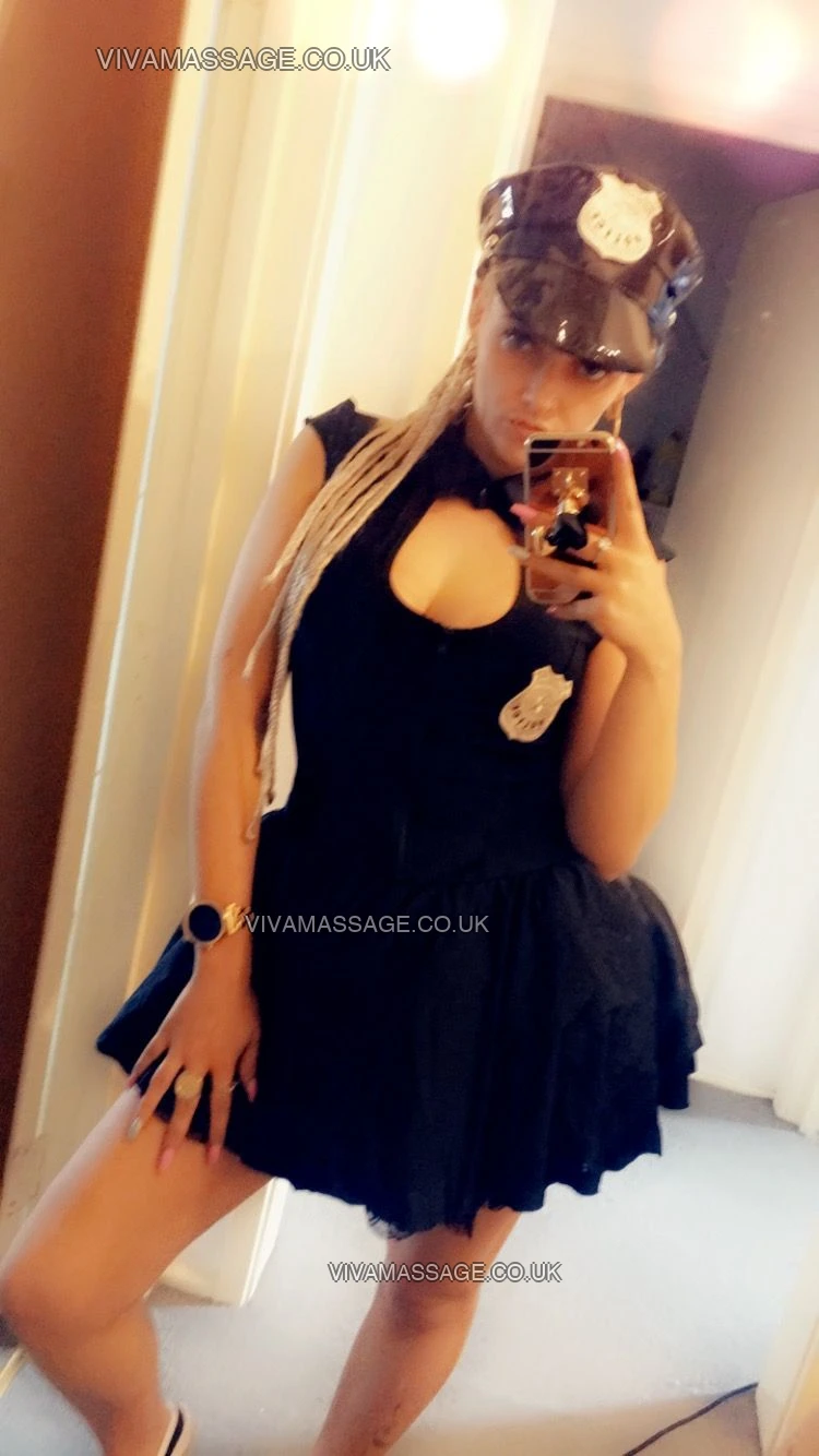 Photo 40 of larissa-rabbit