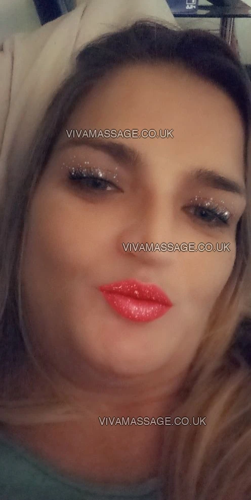 Photo 17 of Sexy.blonde.Roxy