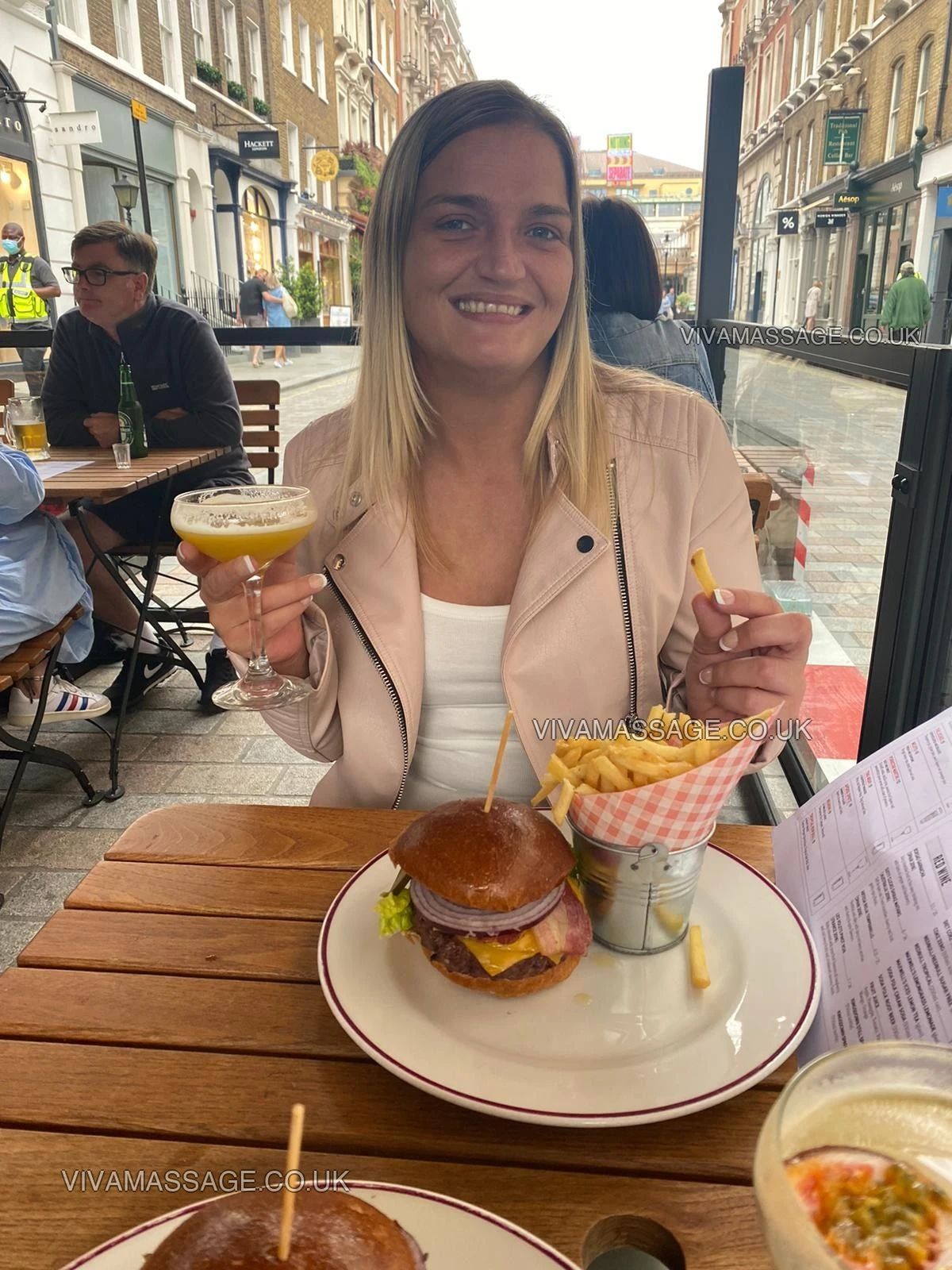 Photo 21 of Sexy.blonde.Roxy