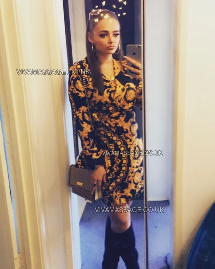 Photo 44 of larissa-rabbit