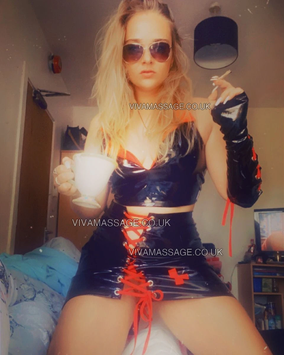 Photo 58 of larissa-rabbit