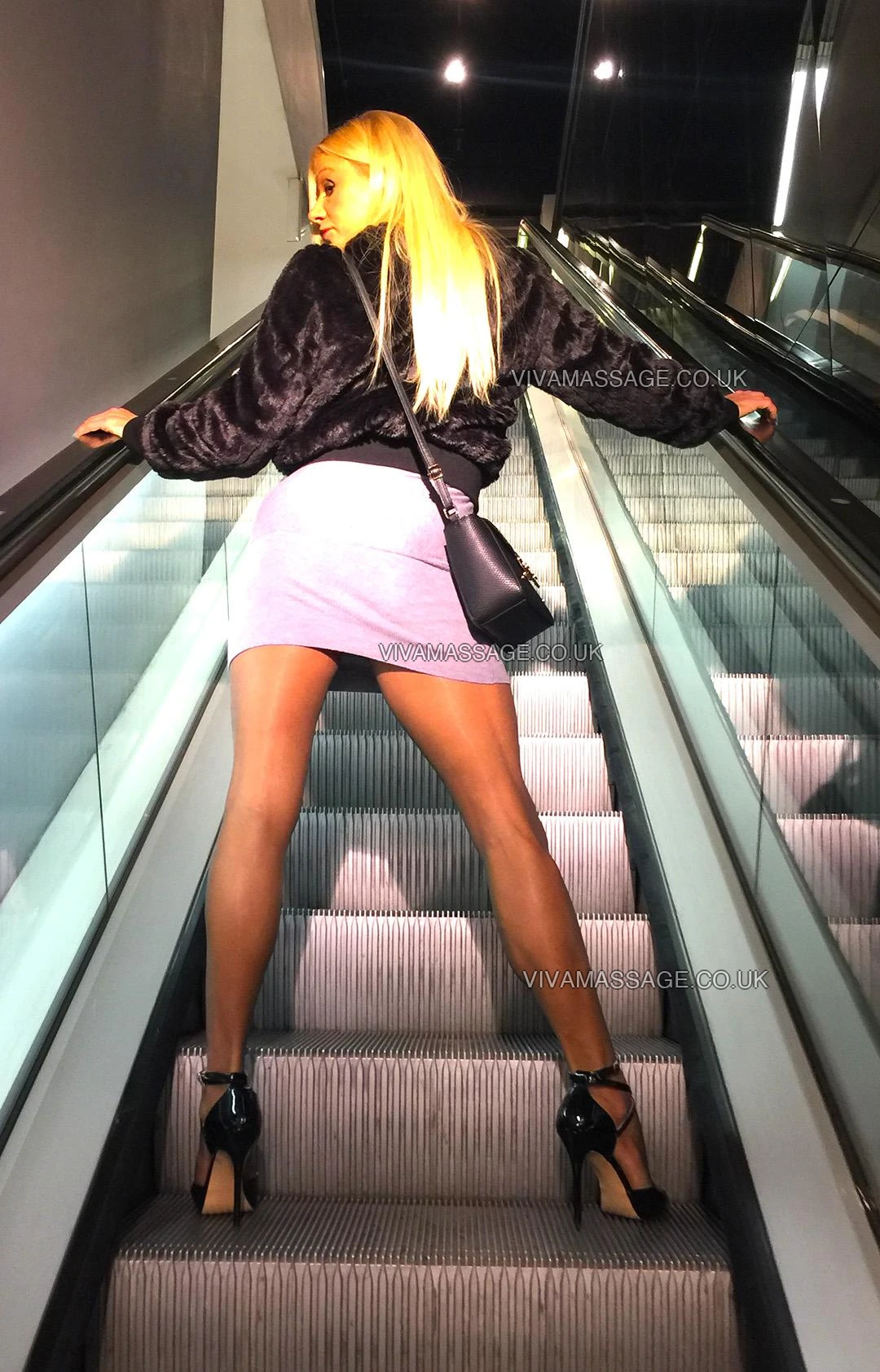 Photo 25 of musclewife