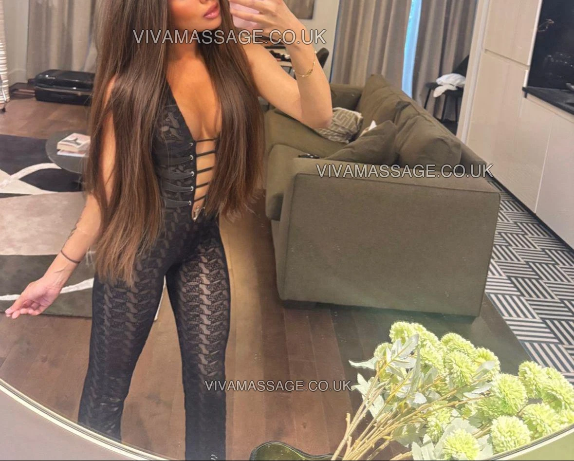 Photo 4 of BRITISHPLAYMATEELSIE