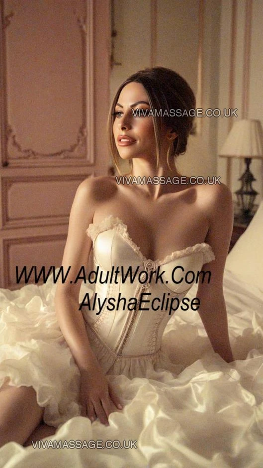Photo 19 of AlyshaEclipse