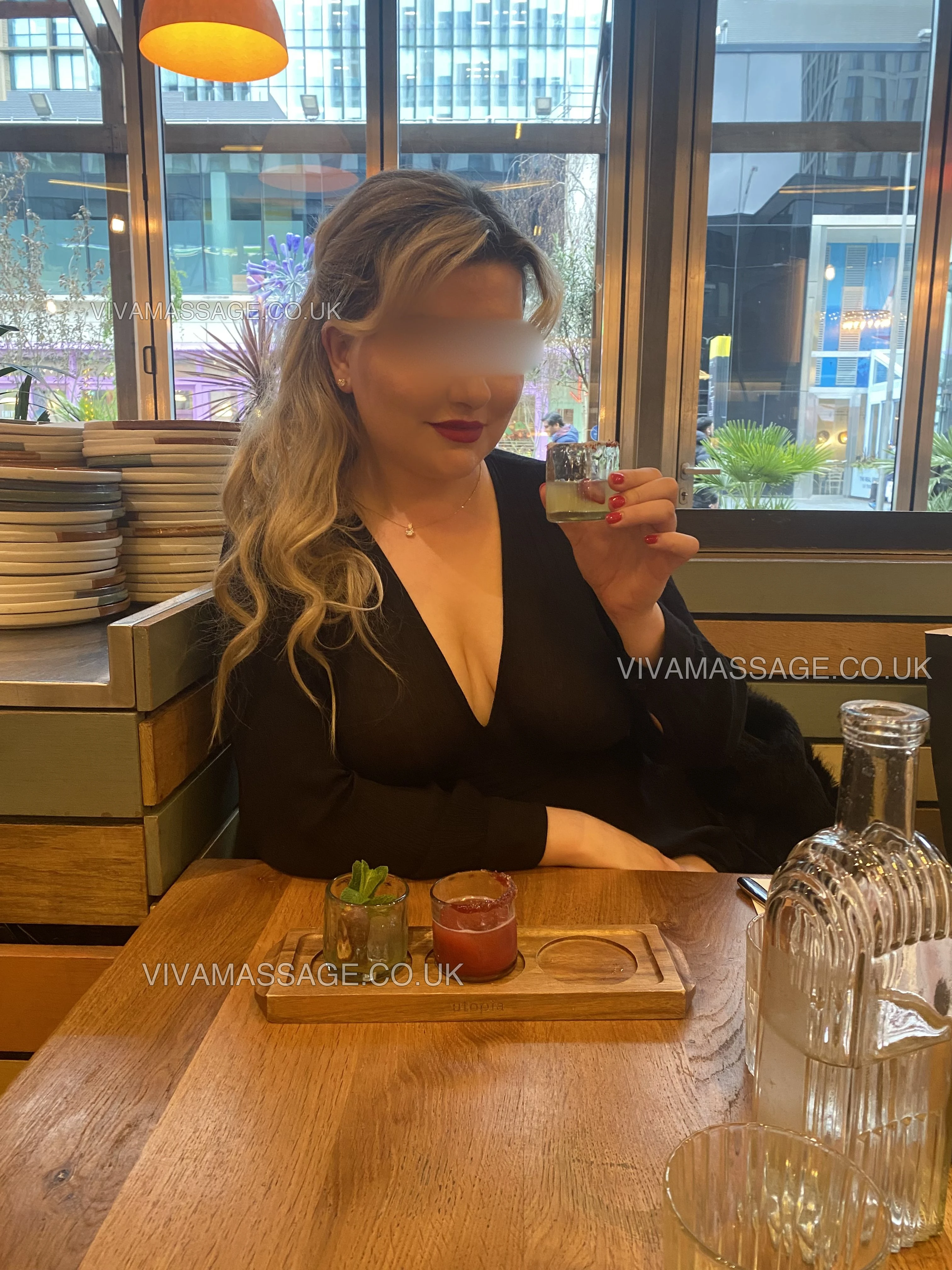 Photo 4 of BritishDarcieDarling