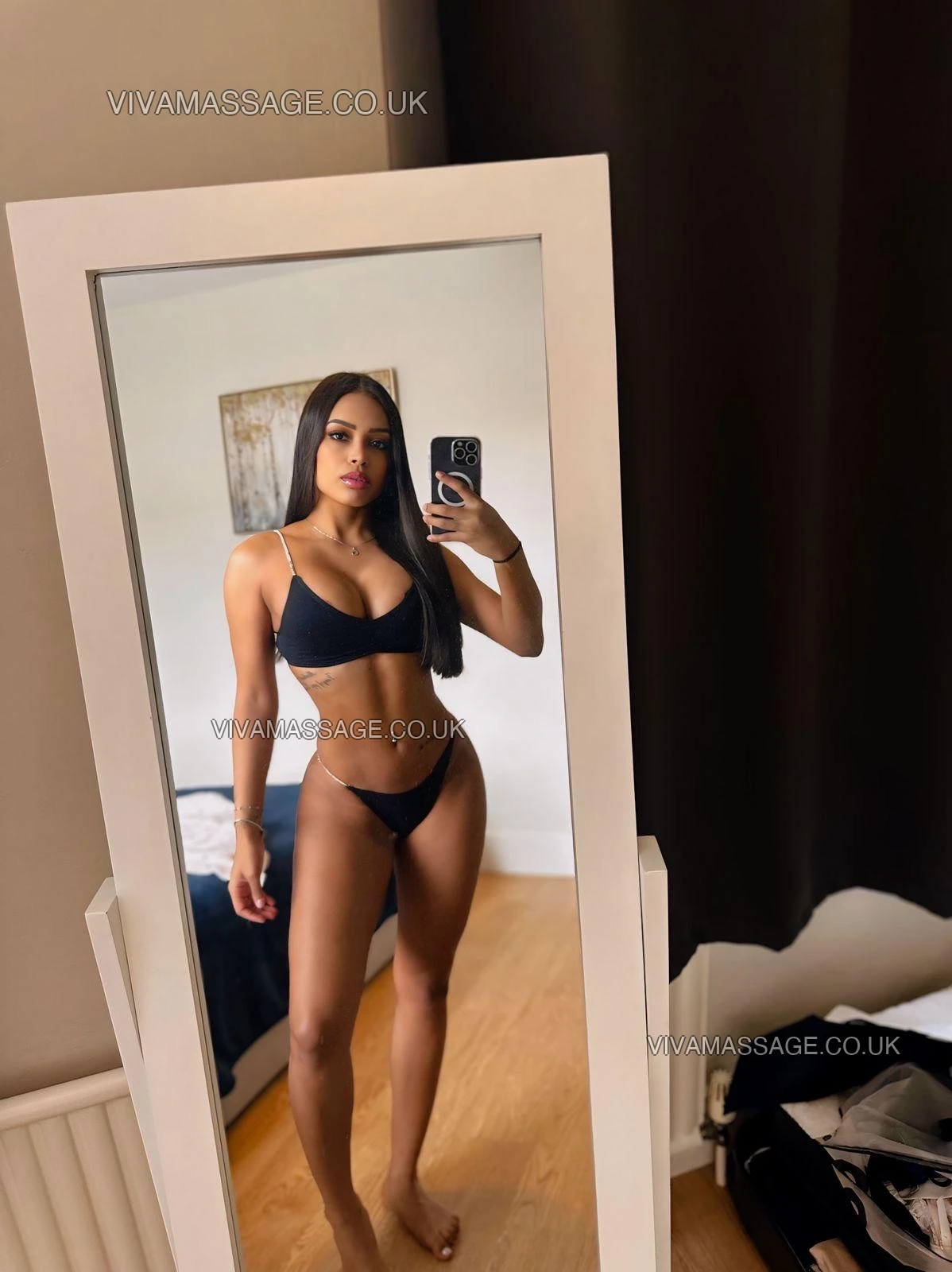 Photo 46 of SERENA GIRLFRIEND