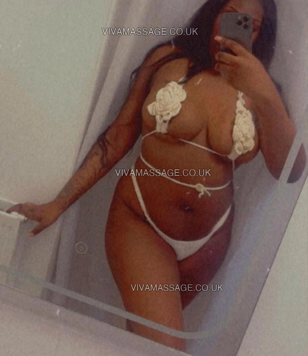 Photo 9 of CANDICE.XX.