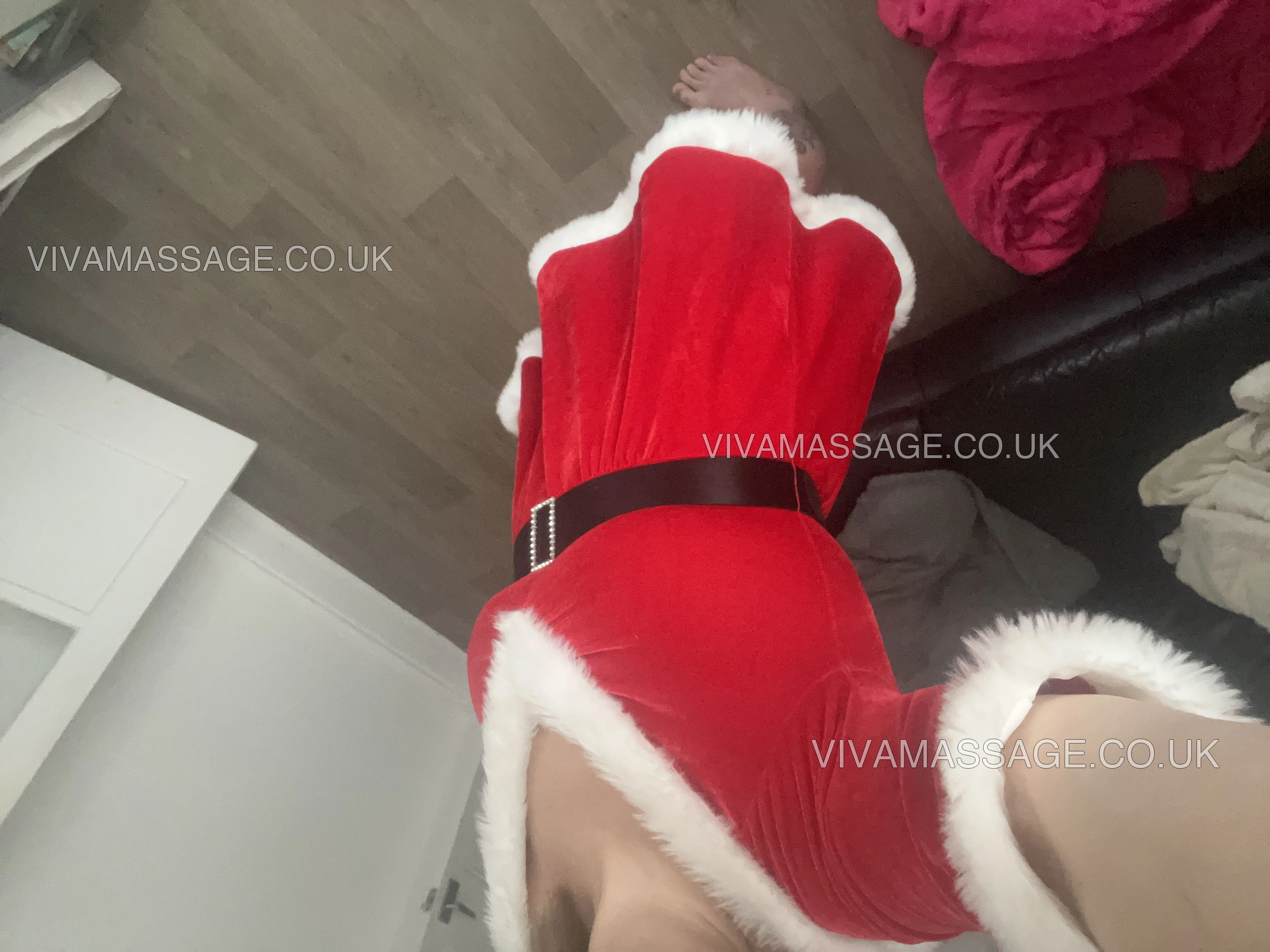 Photo 36 of Hot Kylie Fun