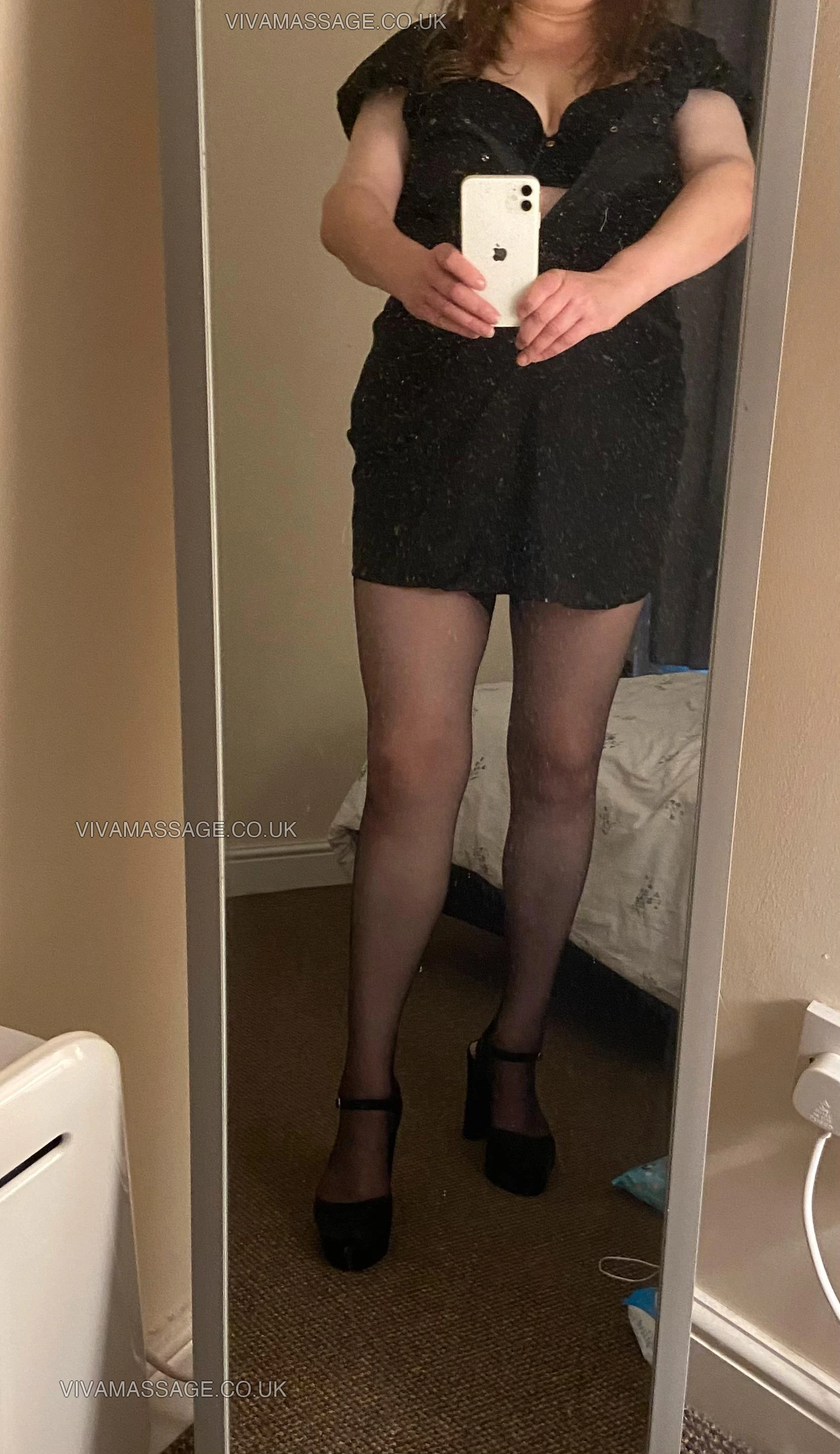 Photo 39 of English Tiffany