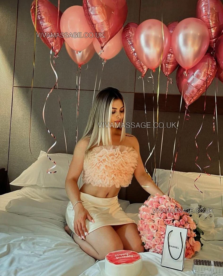 Photo 3 of Mel Baby Girll