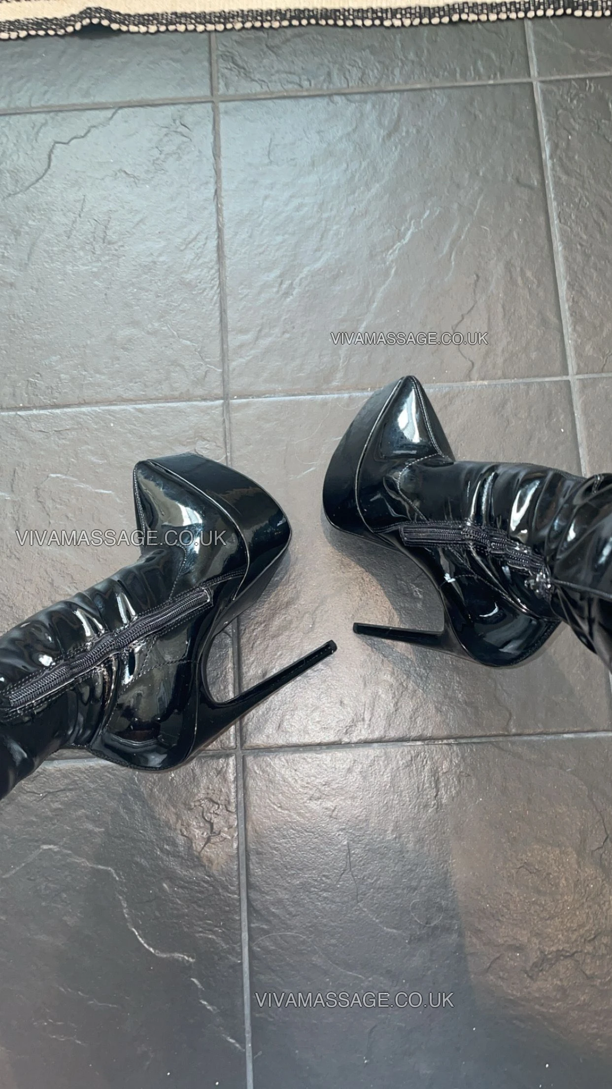 Photo 1 of Rubyx0x0- ENGLISH