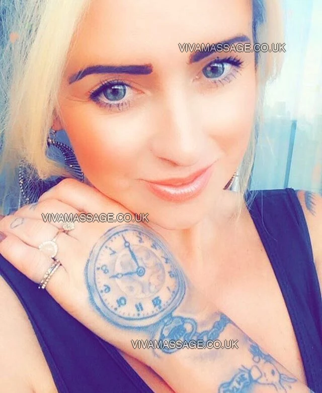 Photo 10 of Dirtydoll18