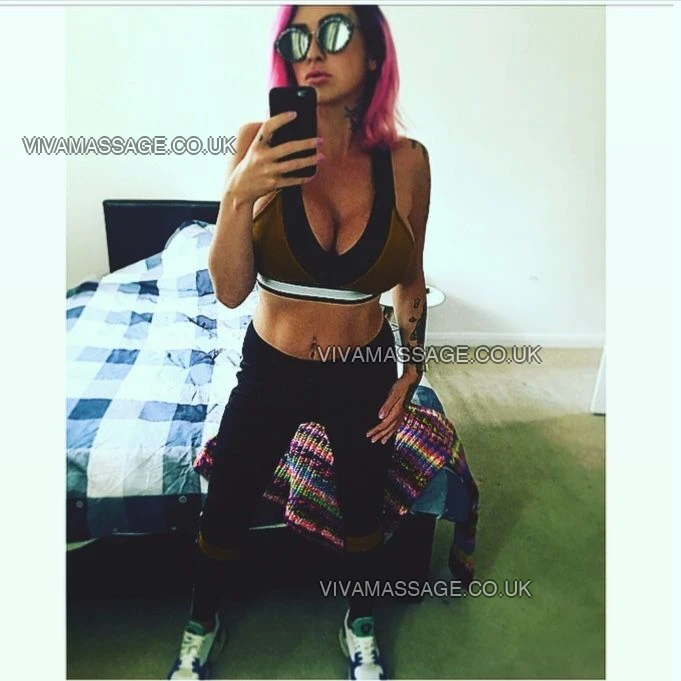 Photo 15 of Dirtydoll18