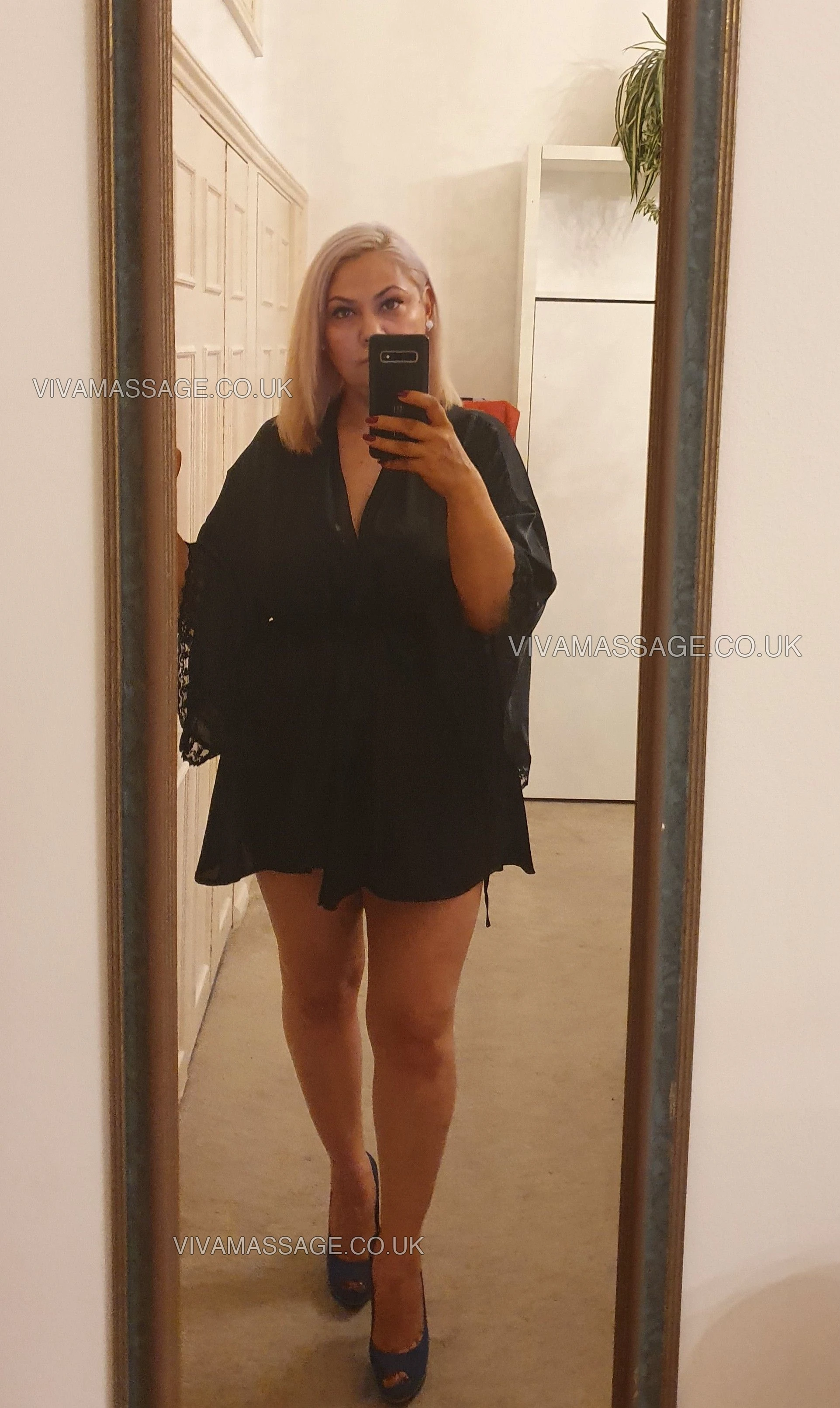 Photo 5 of Tina-massage