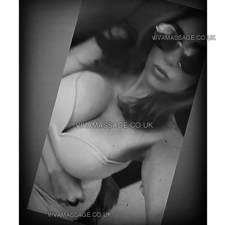 Photo 50 of Dirtydoll18