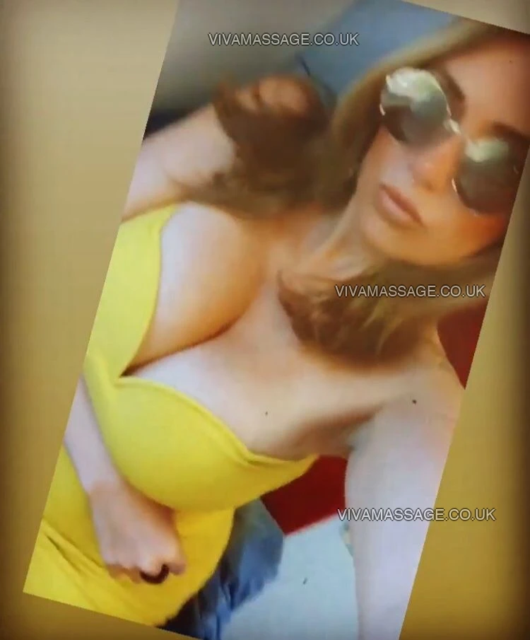 Photo 69 of Dirtydoll18