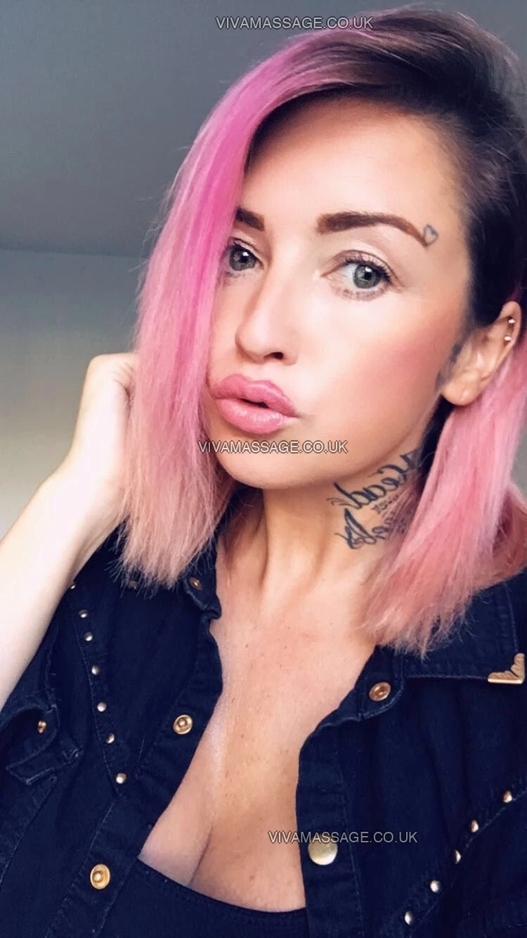 Photo 80 of Dirtydoll18