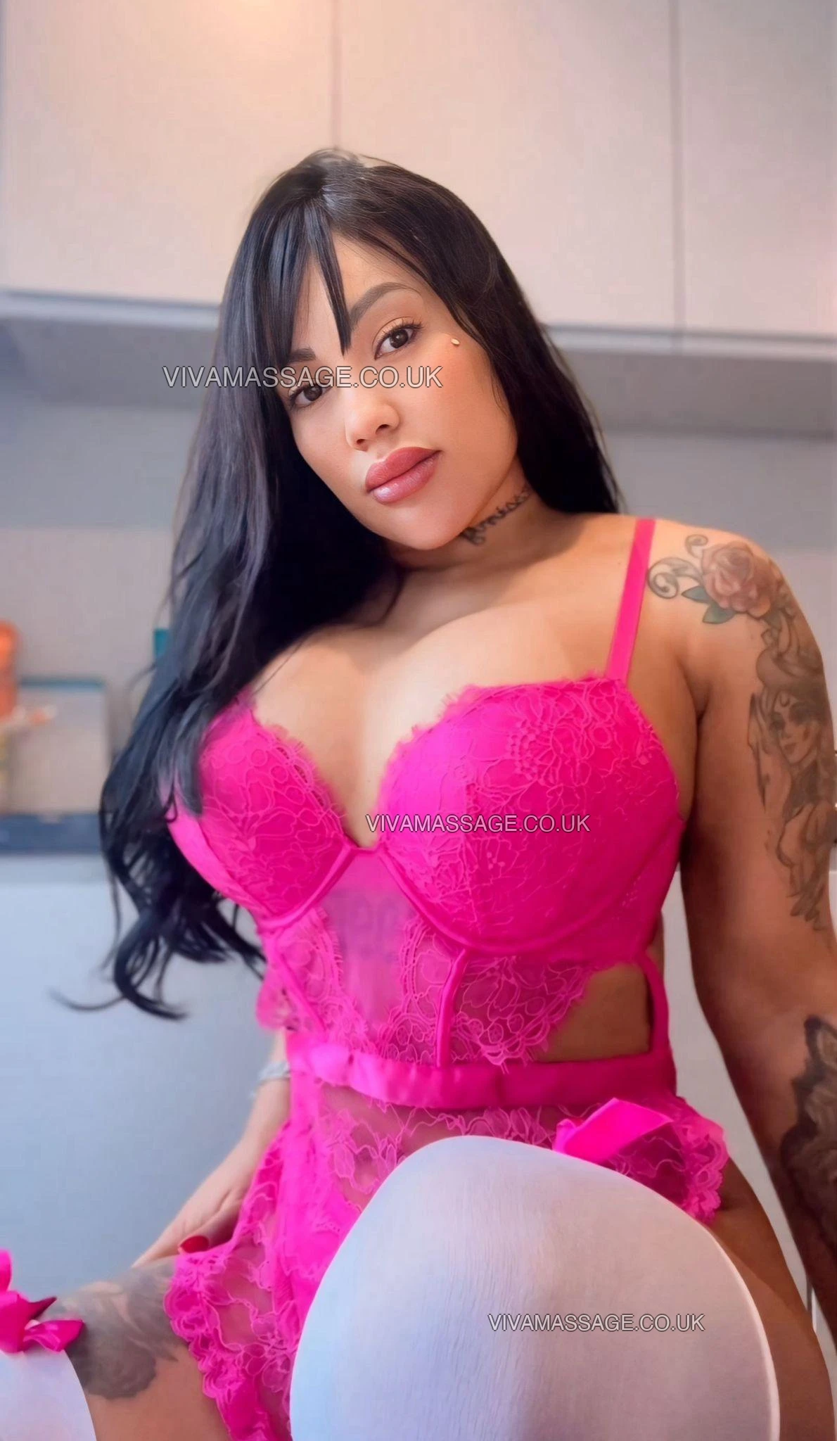 Photo 6 of BRAZILIAN_PARTYGIRL_