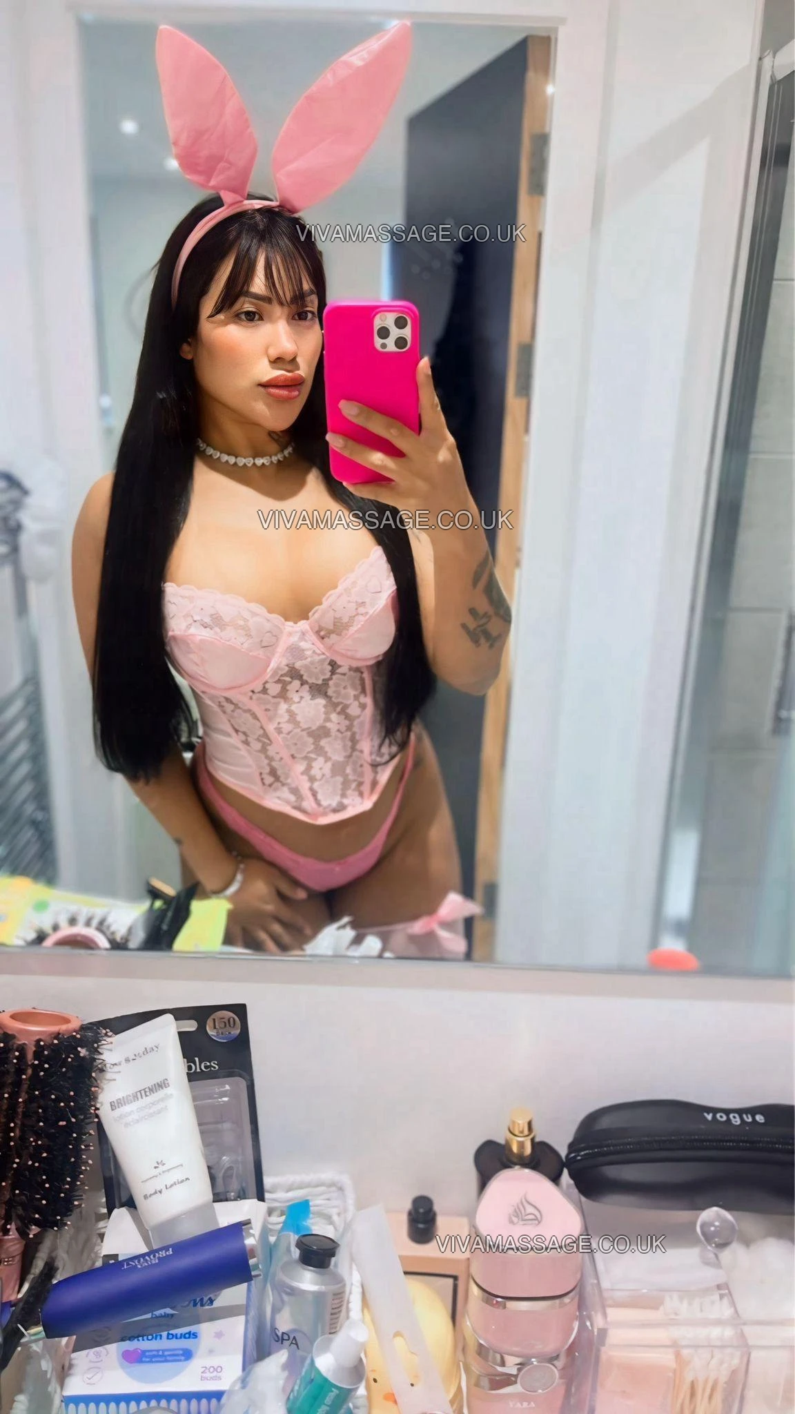 Photo 82 of BRAZILIAN_PARTYGIRL_