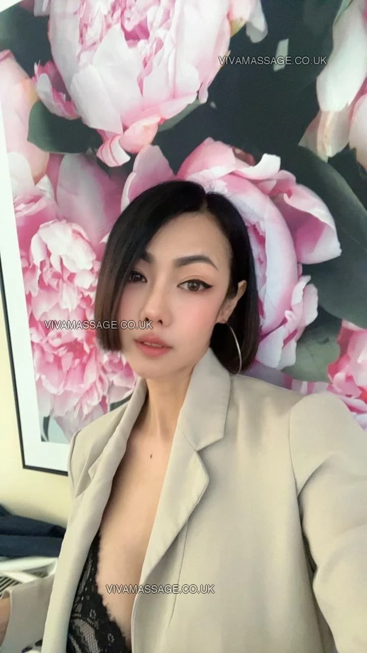 Photo 3 of Sexy_Thai_Rose