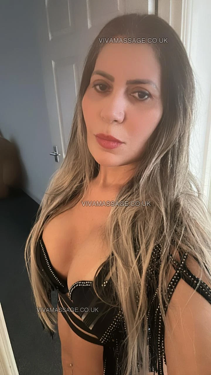 Photo 32 of LARISSA PARTY BRAZIL