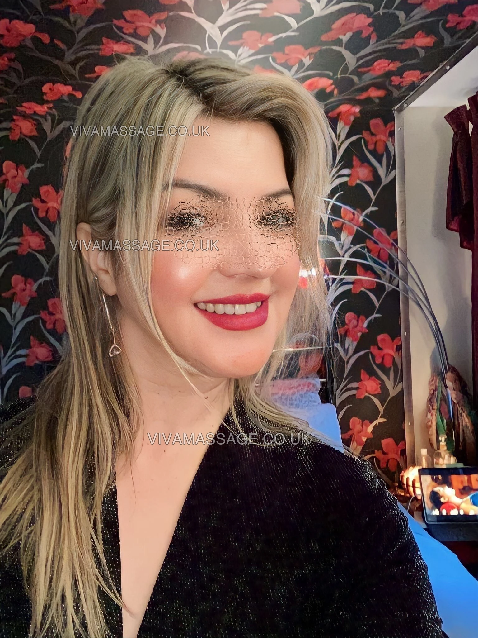 Photo 9 of Vanessa Lory