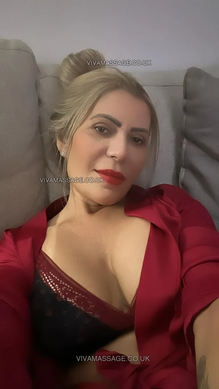 Photo 46 of LARISSA PARTY BRAZIL