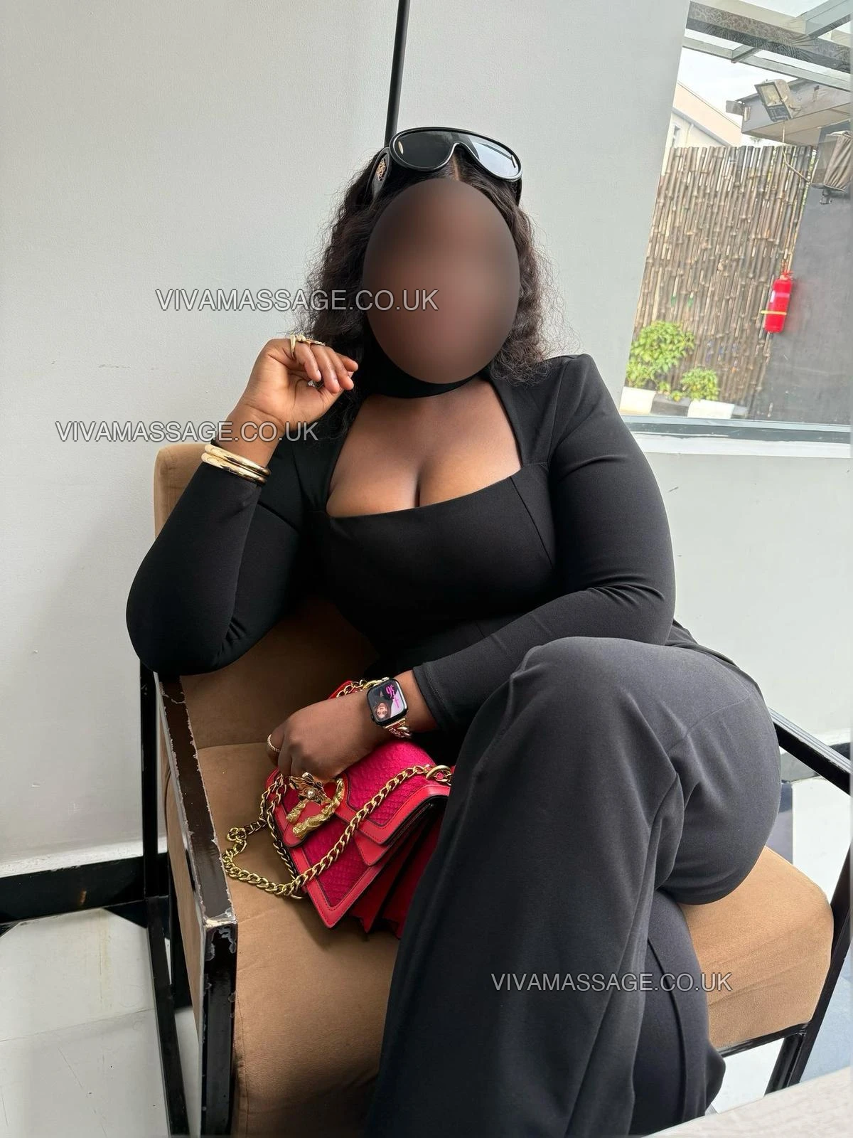 Photo 1 of Queen zaron