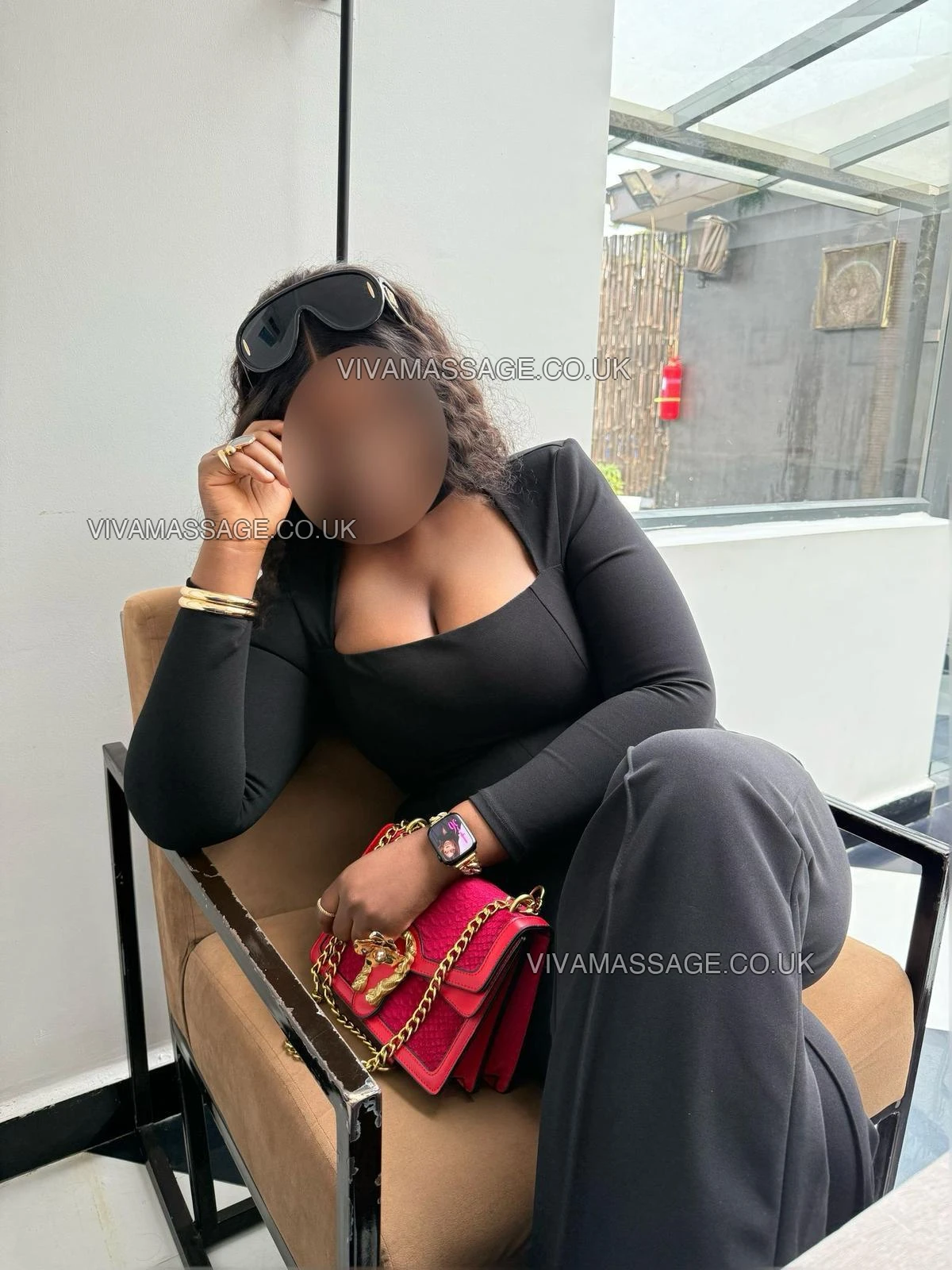 Photo 3 of Queen zaron