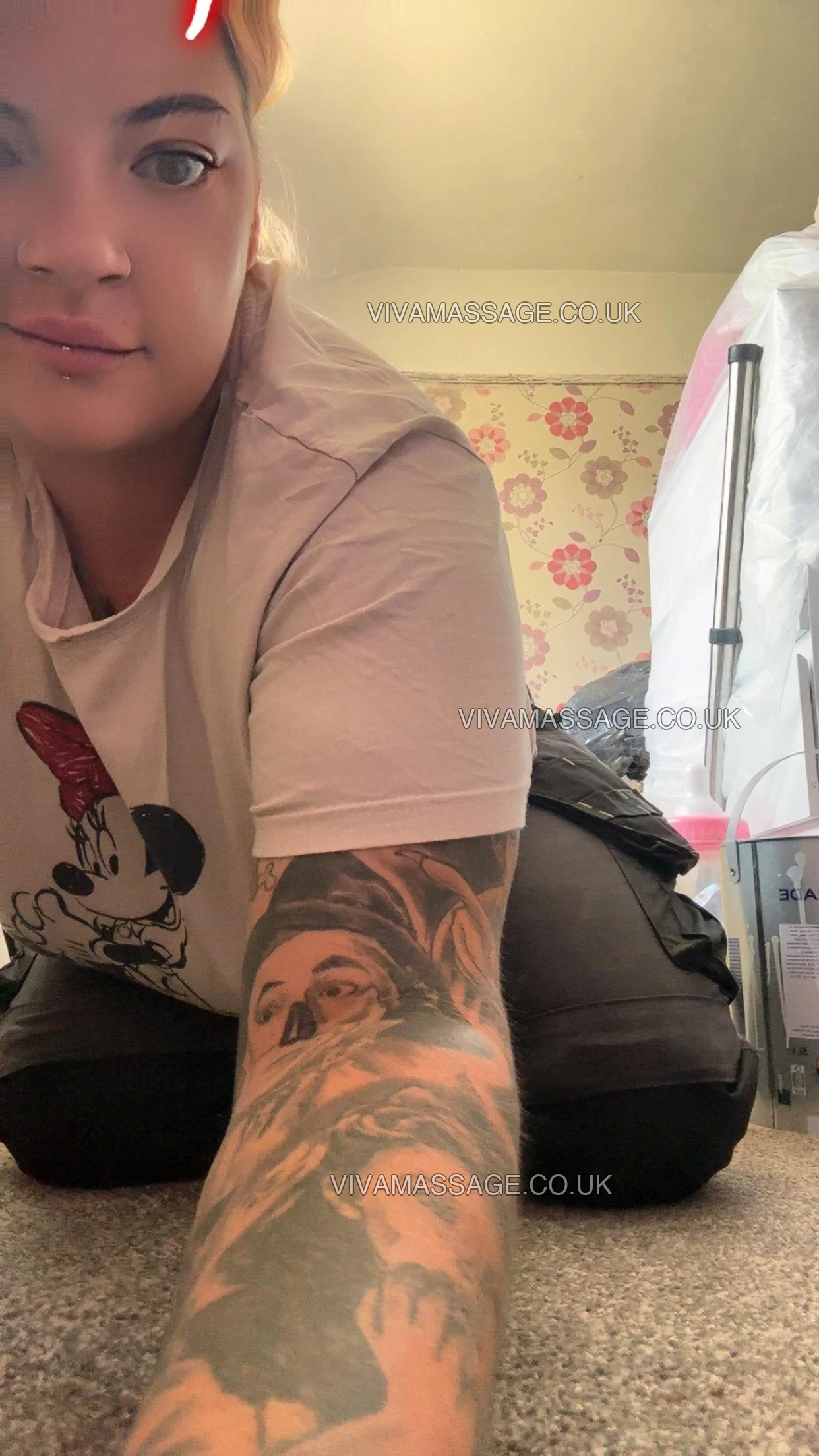 Photo 10 of CurvyQueen32