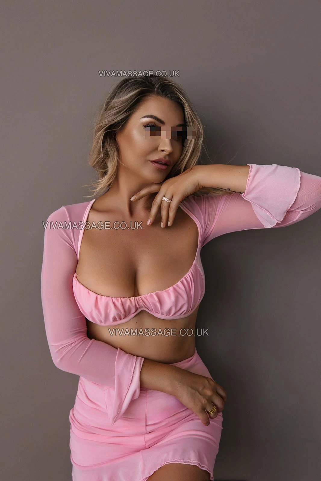 Photo 6 of Lusty Lina