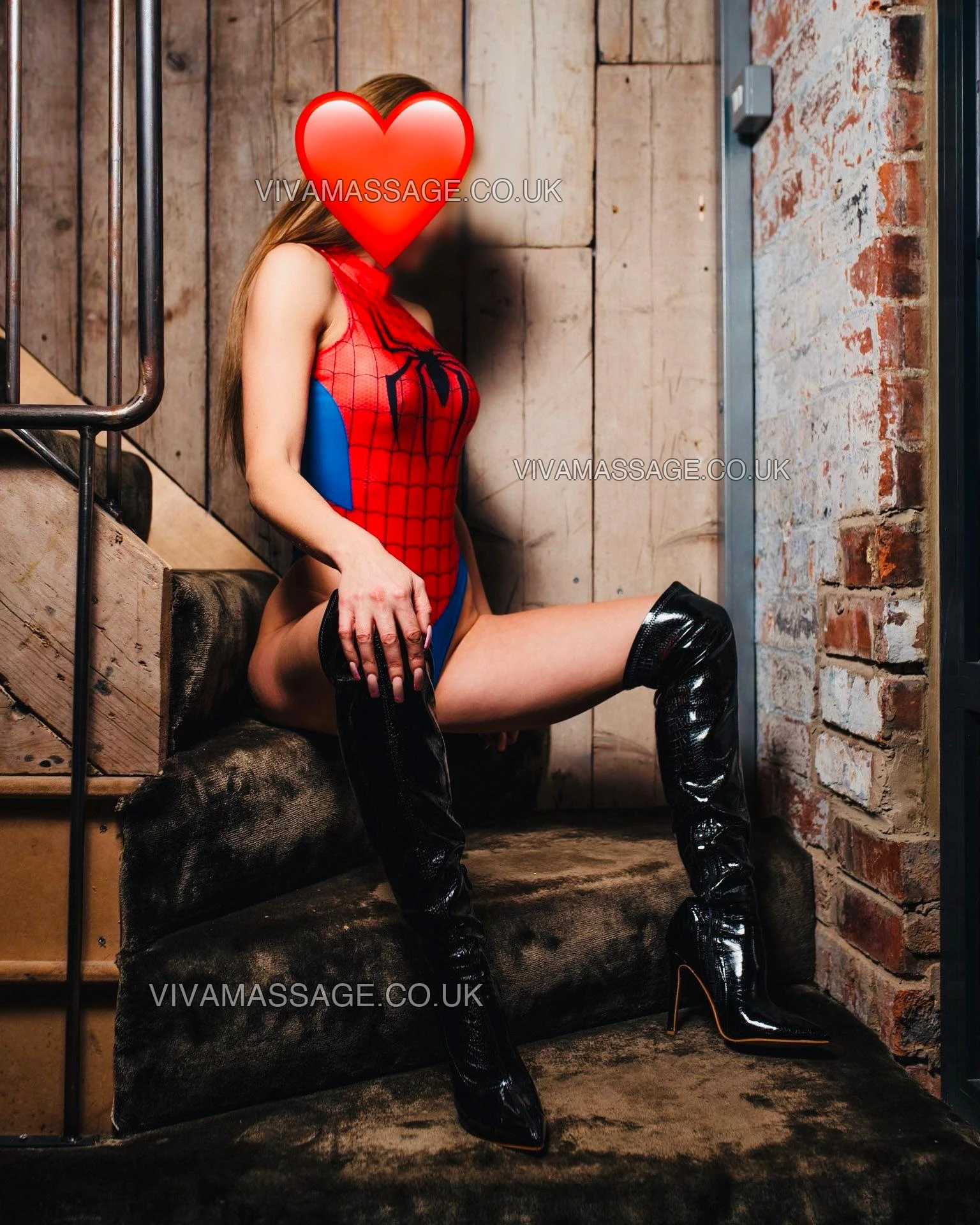 Photo 12 of Emily Thorne