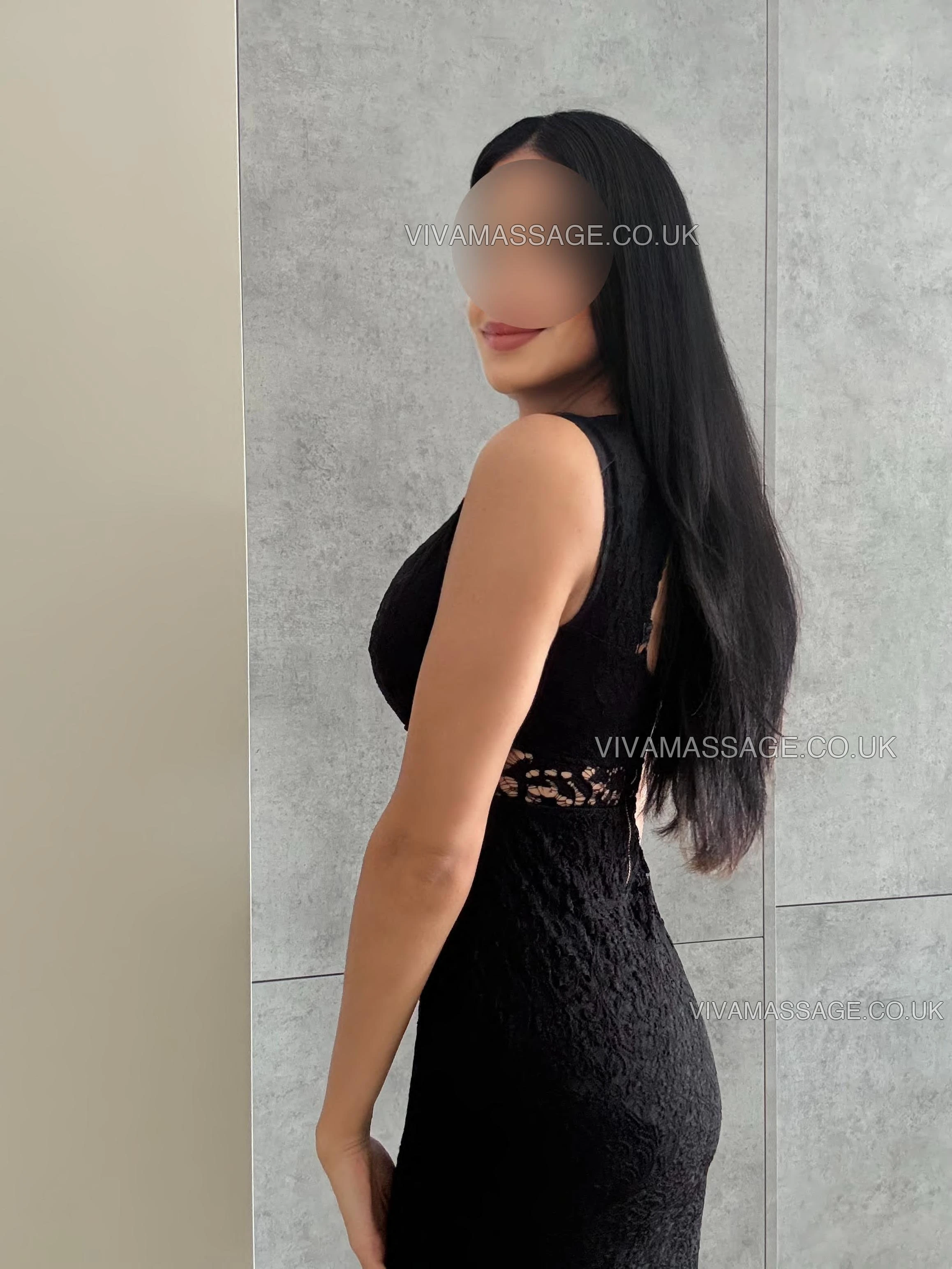 Photo 10 of Selena Pearl