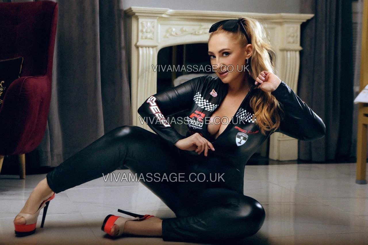 Photo 16 of Just Elena