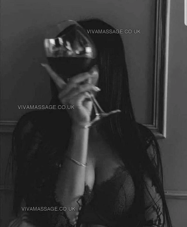 Photo 22 of AnneBrazil