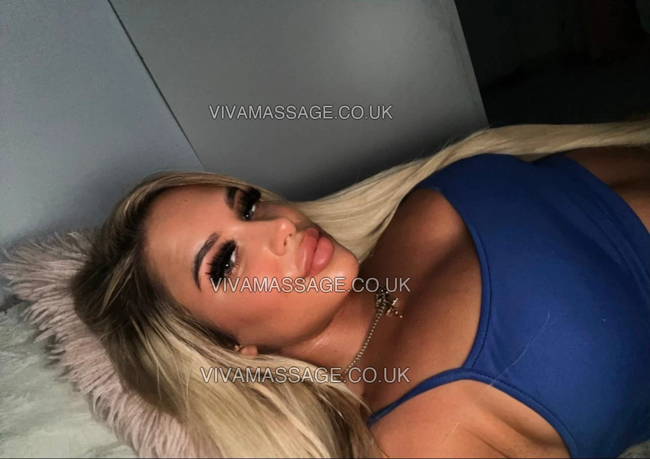 Photo 1 of Paris Blondie 