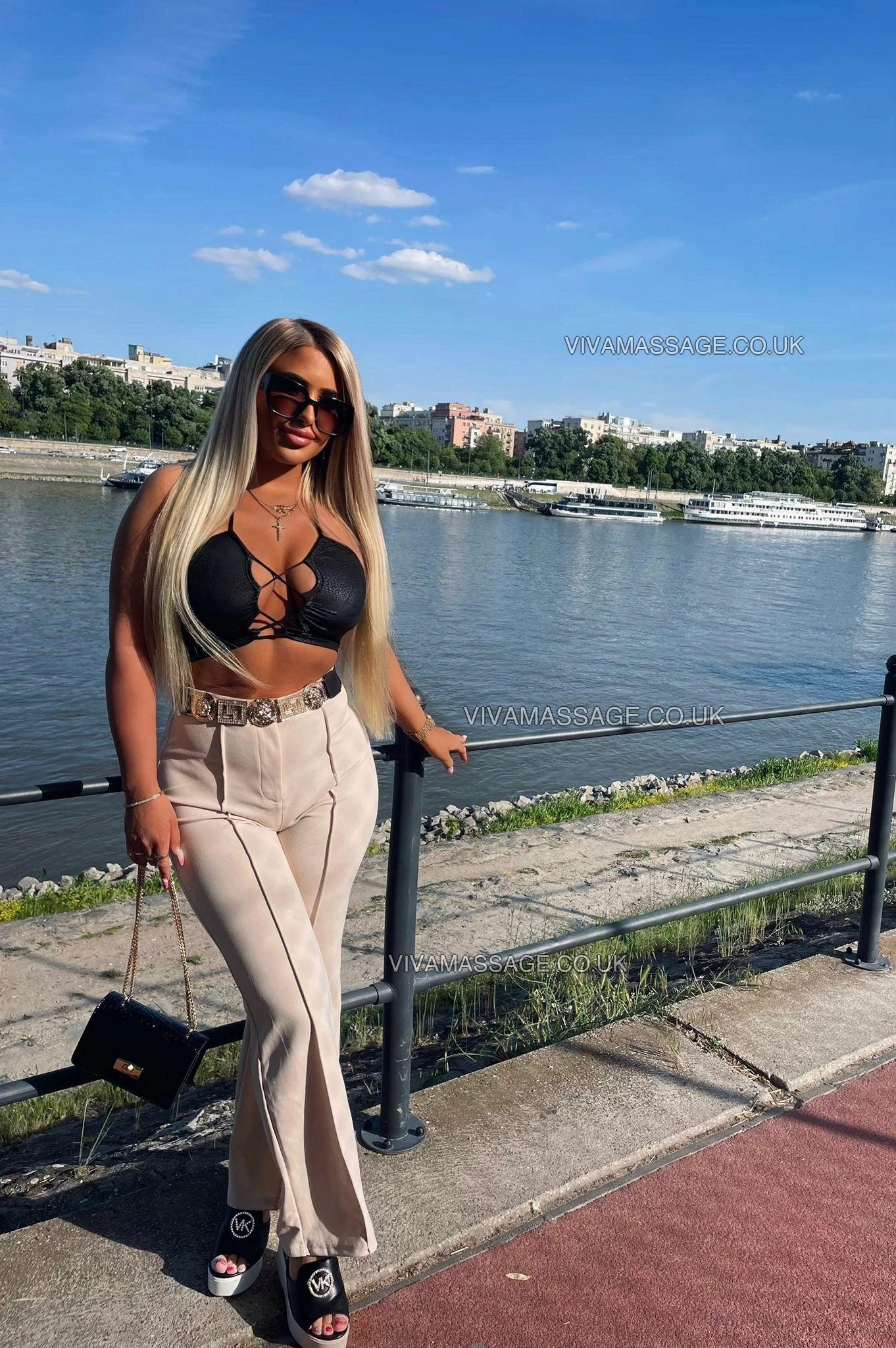 Photo 5 of Paris Blondie 