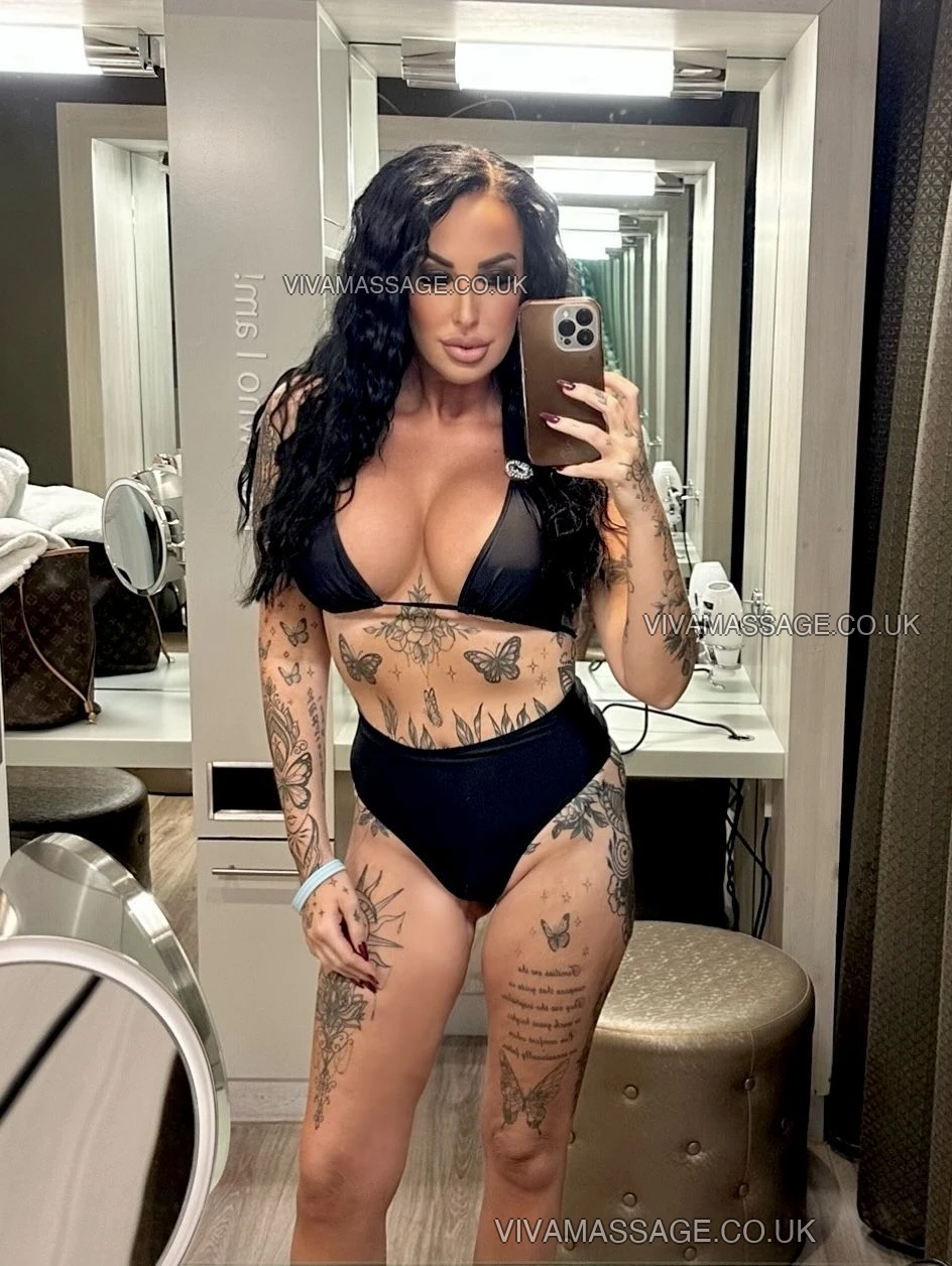 Photo 26 of British_Princess_