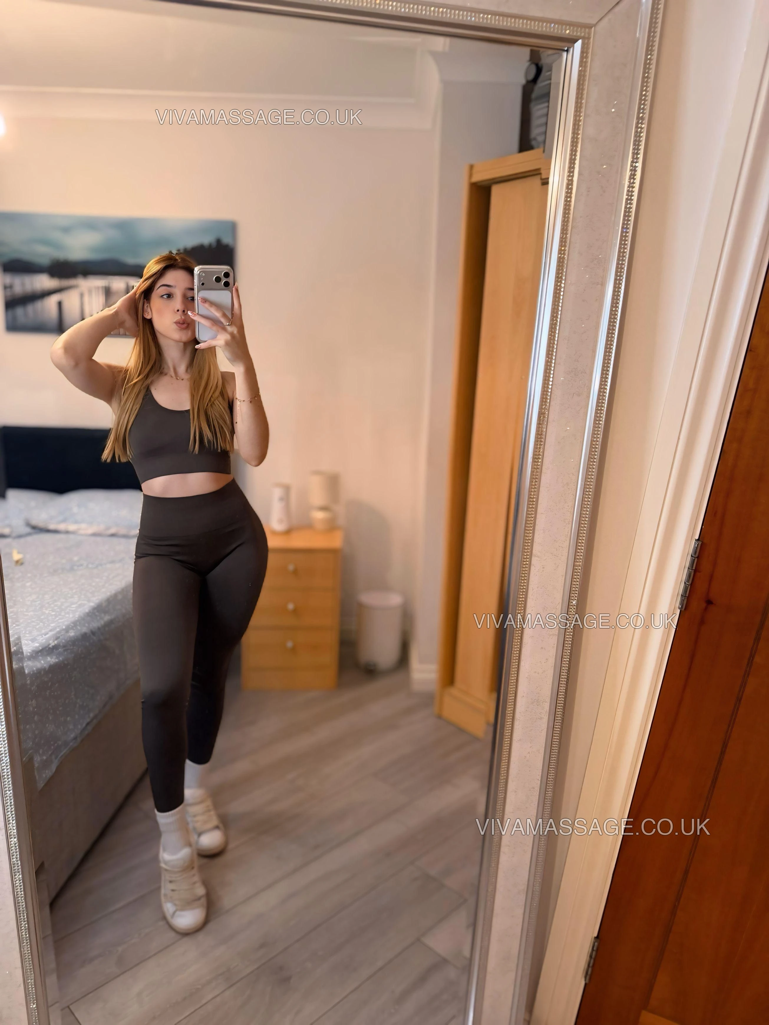 Photo 24 of Camila-babe