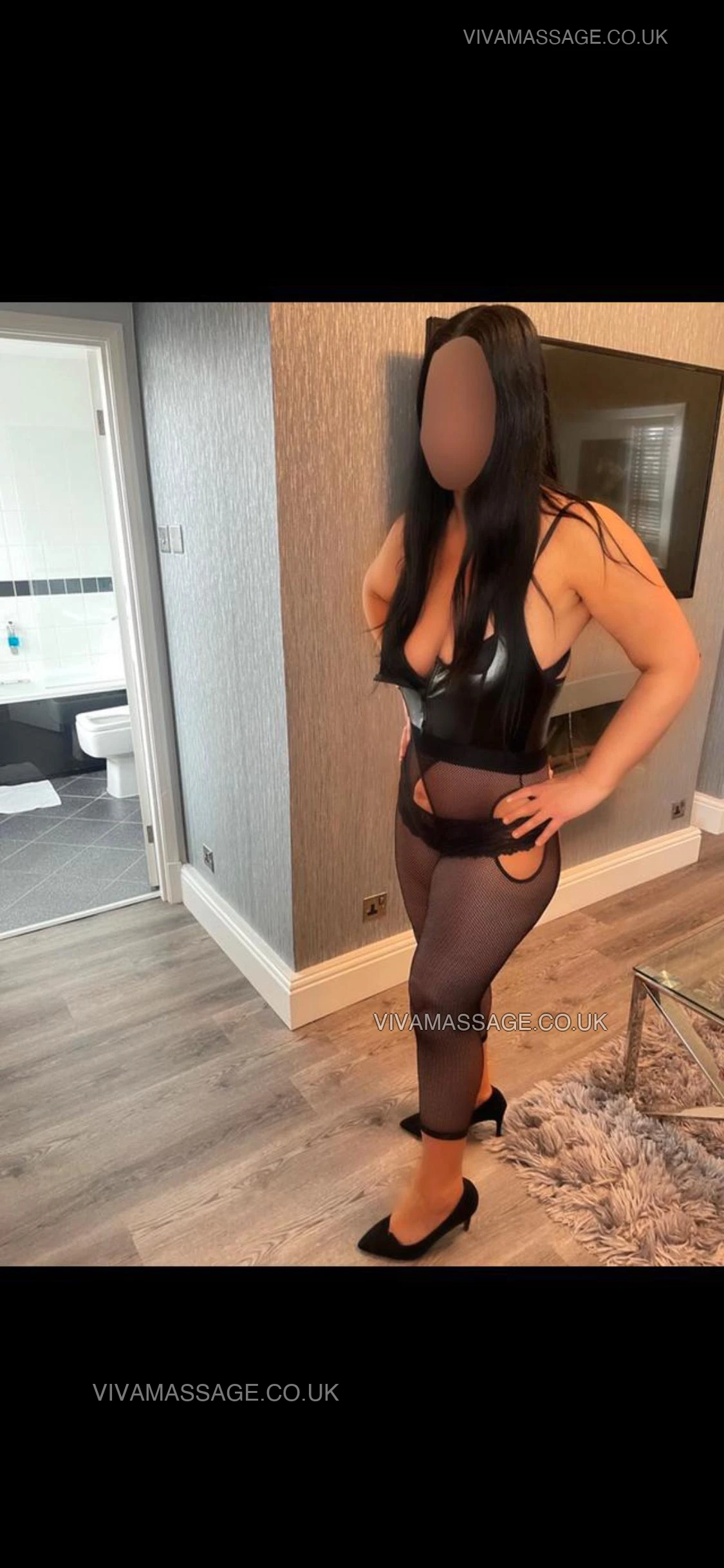 Photo 9 of English Juicey Chloe