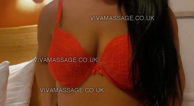 Photo 30 of English Juicey Chloe