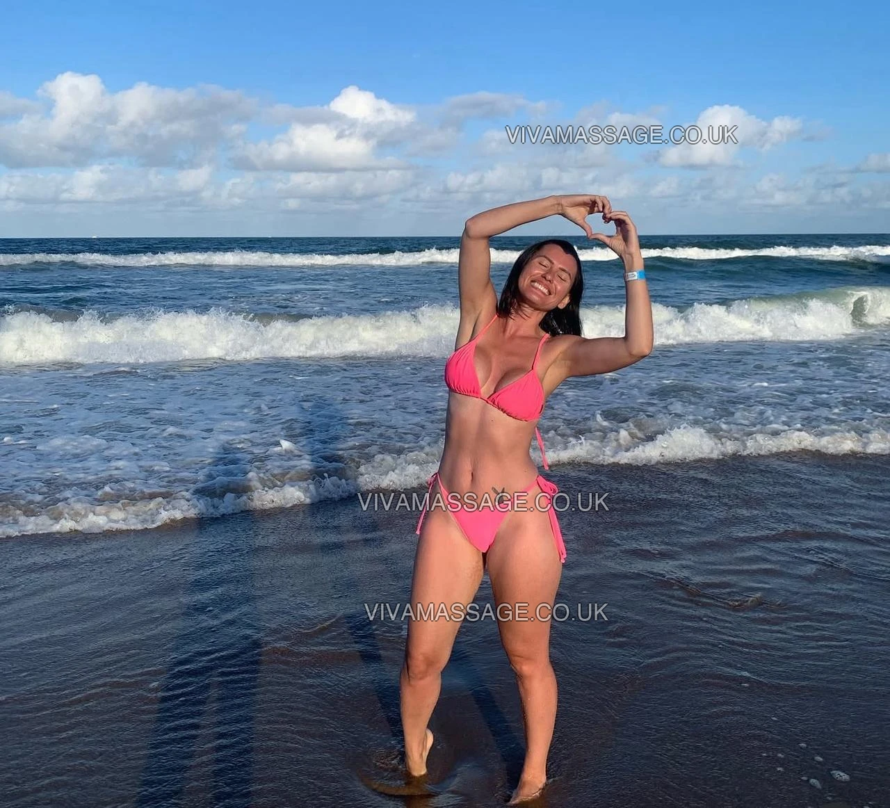 Photo 15 of Lola Bunny Latina