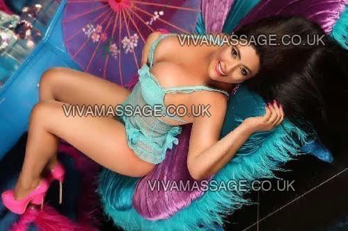 Photo 13 of NAUGHTY CAMILLA