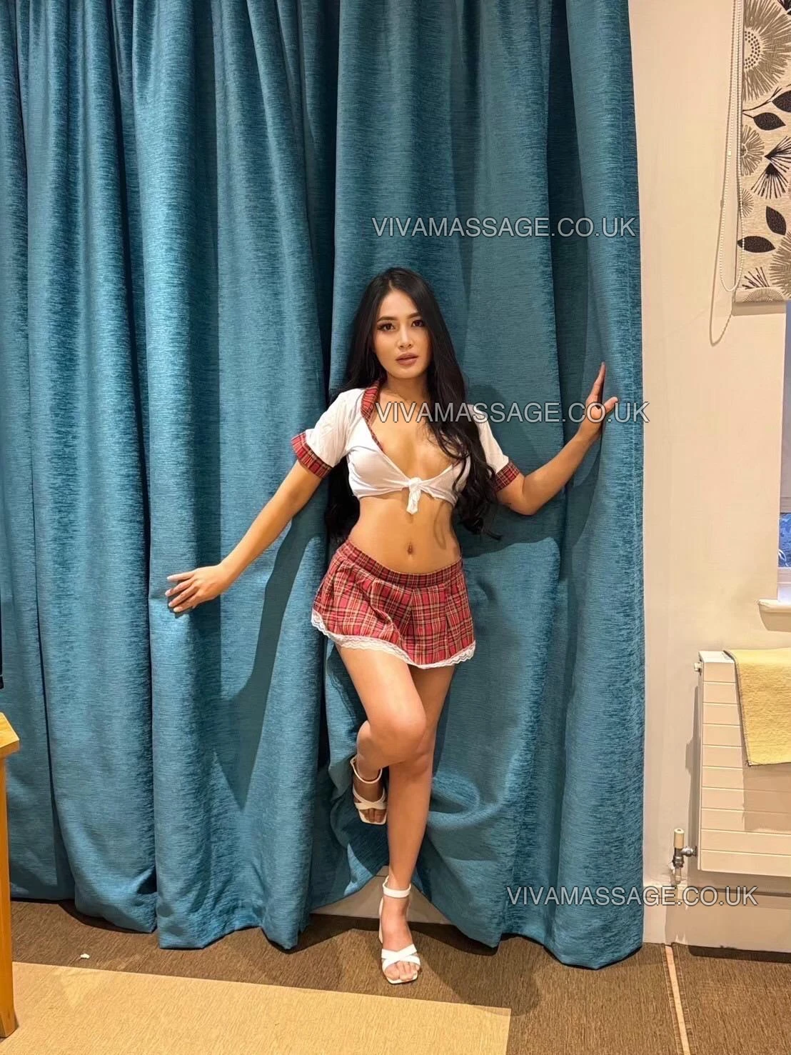 Photo 9 of IRIN Thai Hot girl