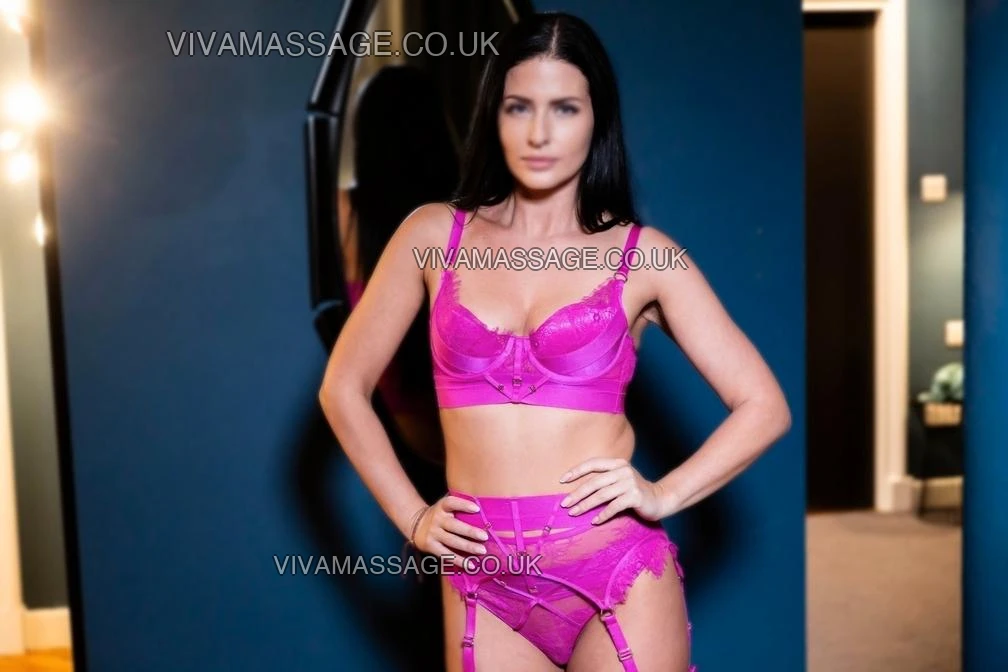 Photo 7 of AnaRussianEliteGirl