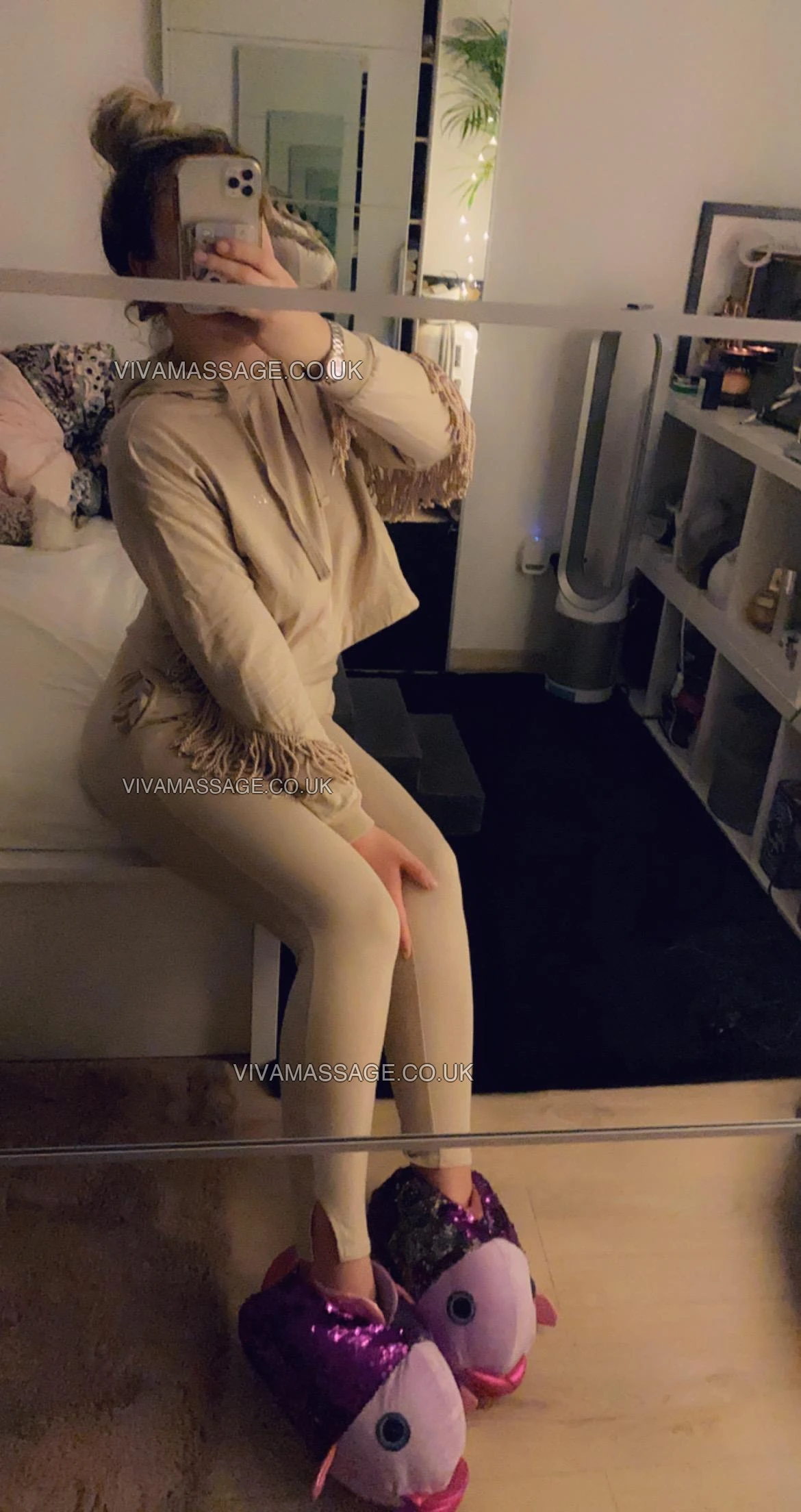 Photo 11 of —Lara—