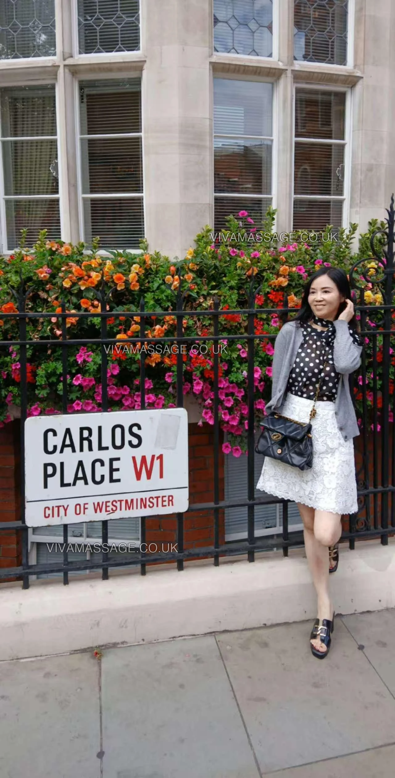 Photo 15 of sexy Asian lili