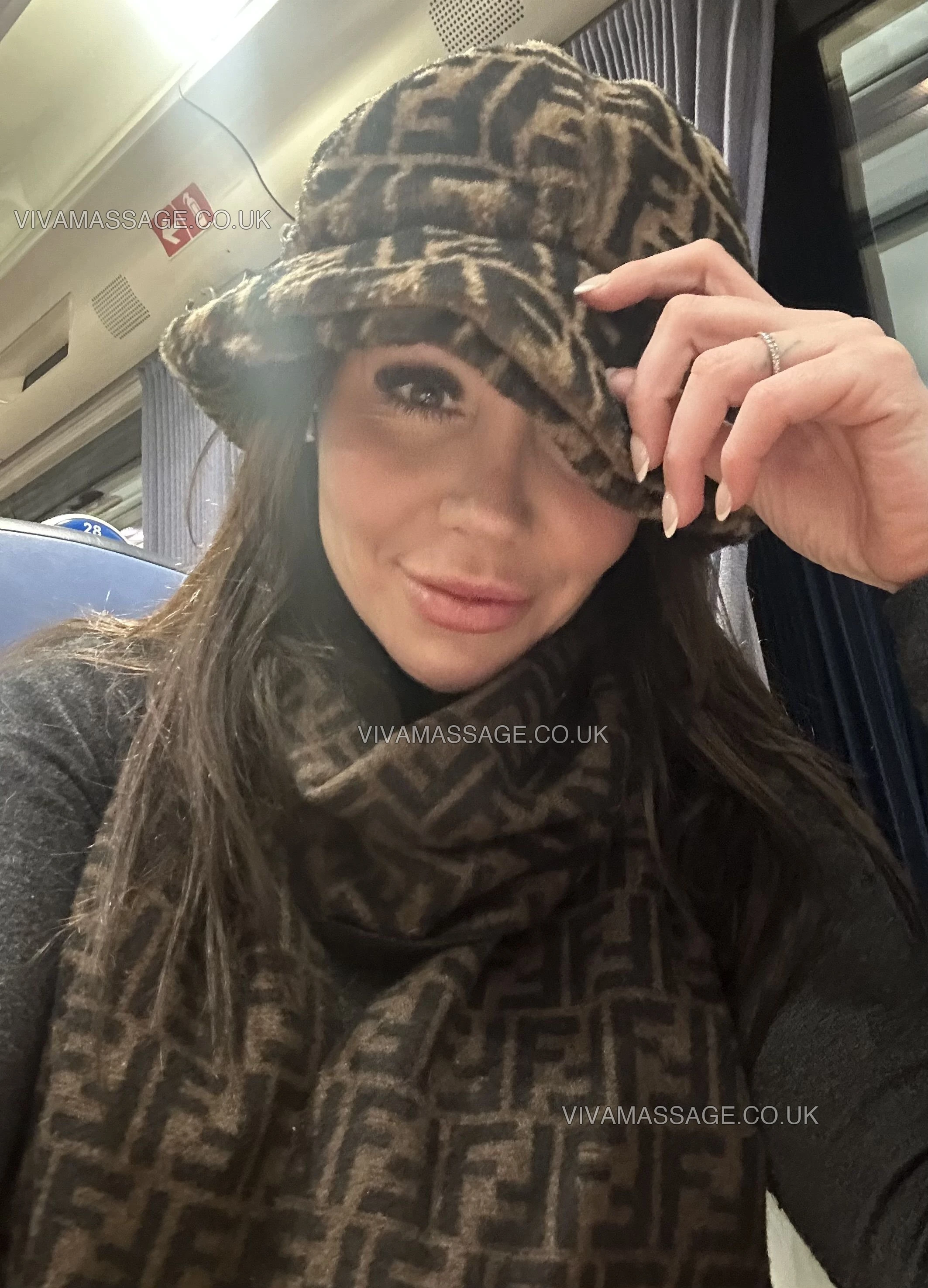 Photo 9 of LOLA-LILY